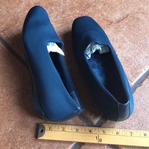 Vionic navy textile flats shoes size 7.5 - Picture 11 of 15